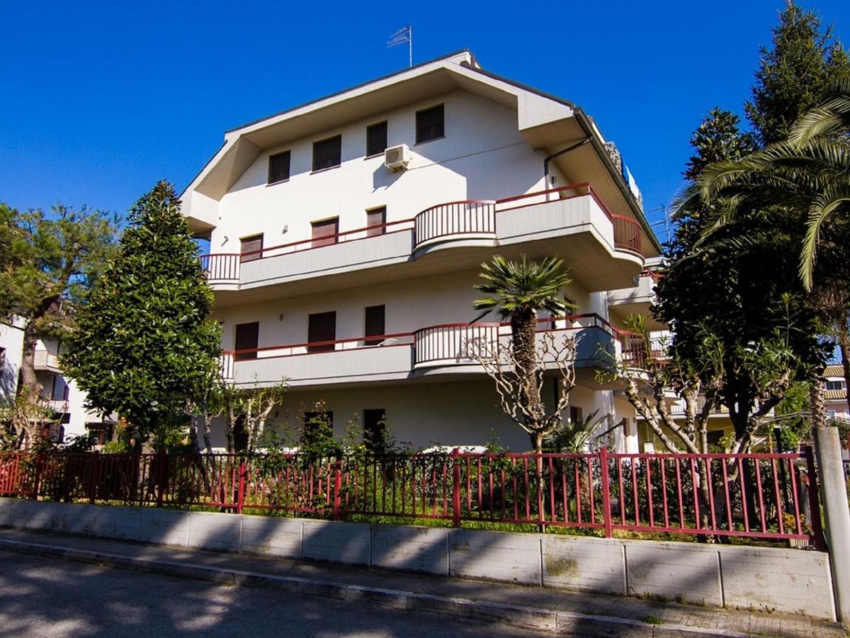 Apartment Magnolia By Interhome Porto d'Ascoli Eksteriør bilde